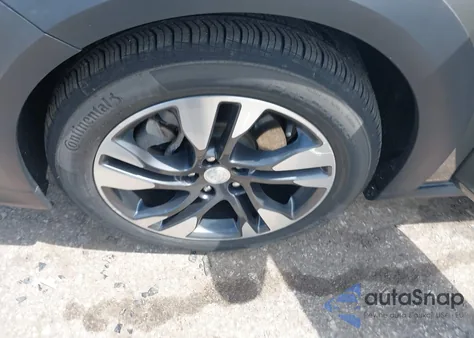 2019 Buick Regal Tourx Awd Essence z USA, uszkodzony, nr VIN W04GV8SX5K1019420